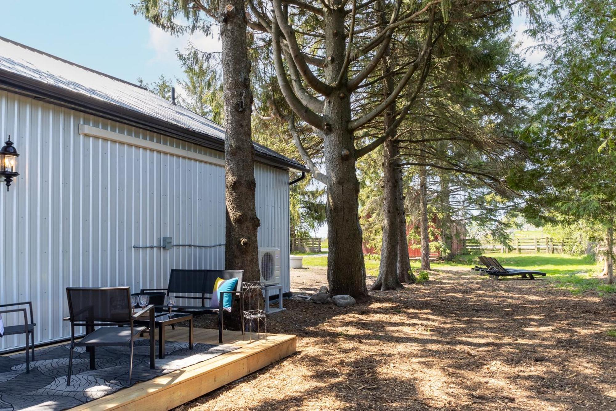 The Barns Of Brighton Near Prince Edward County Экстерьер фото